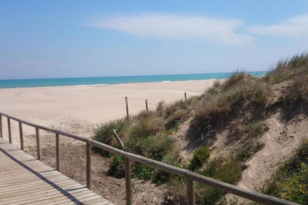 APARTAMENTOS Mediterráneo 1, wifi Puerto de Sagunto Exterior foto